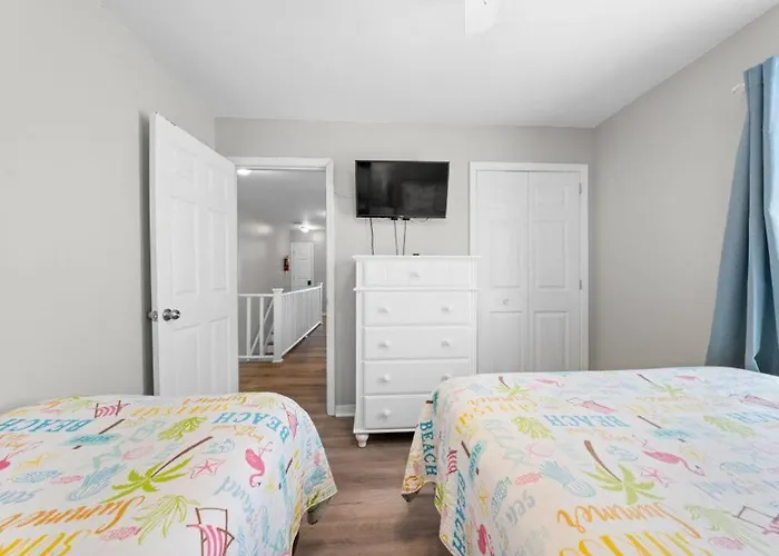 Holiday home Bonhomme Richard West By Youngs Suncoast
